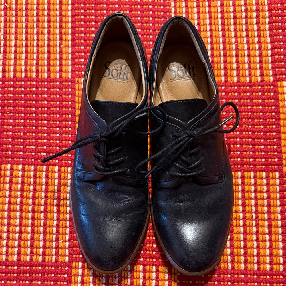 Elegant Black Leather Sofft Oxfords